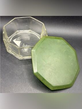 Agalin Vintage Art Deco Catalin Bakelite Glass Vanity Box Powder Jar, Green Lid